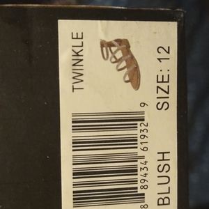 Little girl Dress sandals